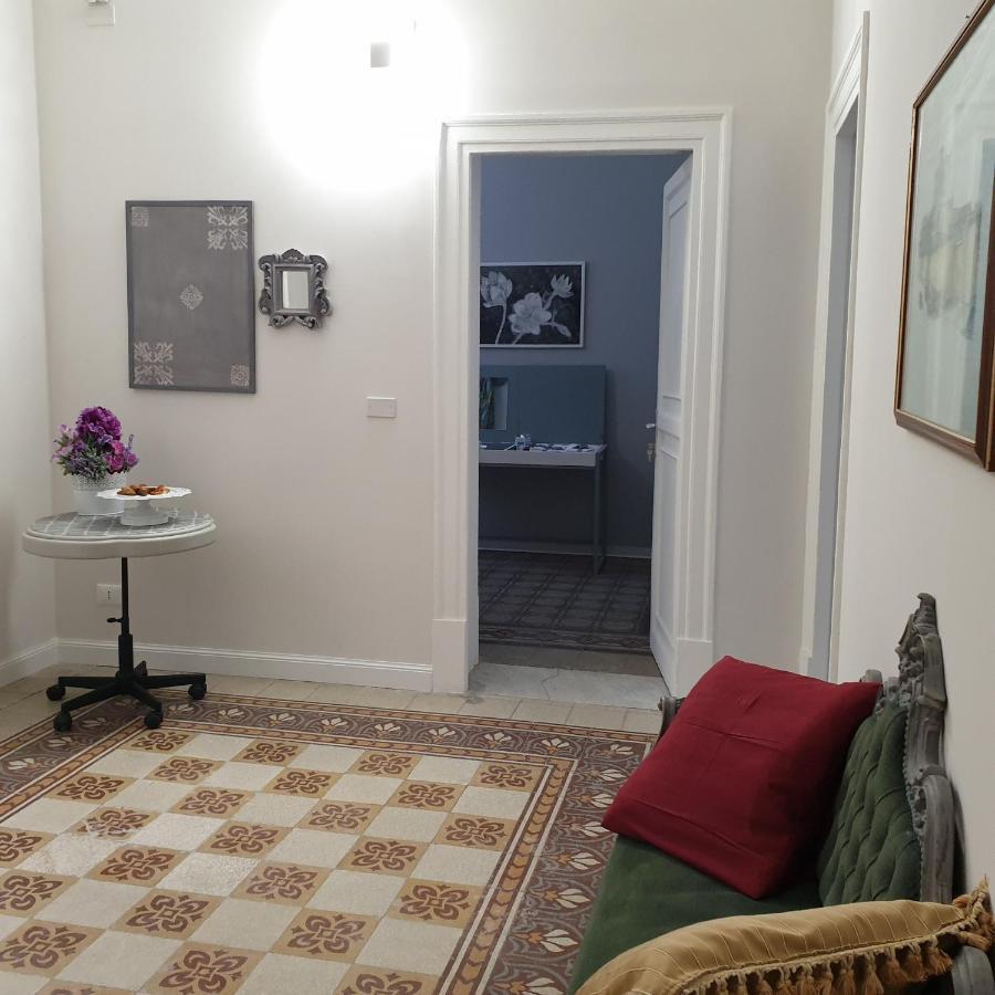 Opera Prima 28 Guest house *